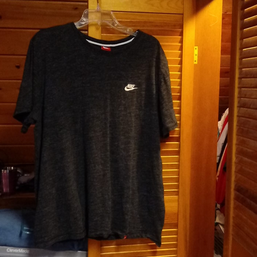 Men's NIKE T-SHIRT